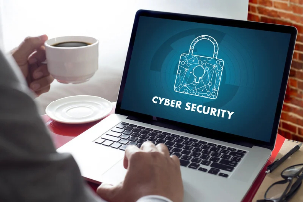 Cyberbezpieczeństwo – 7 internetowych pułapek, które warto znać